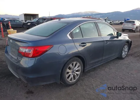 2015 Subaru Legacy 2.5I Premium z USA, uszkodzony, nr VIN 4S3BNAC63F3007239